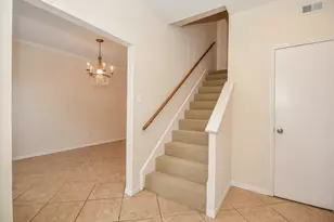 2100 Tanglewilde St, Houston, TX 77063 - Photo 4