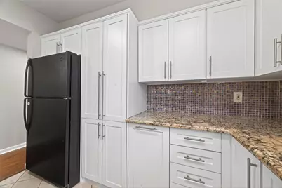 1114 Augusta Drive #10, Houston, TX 77057 - Photo 14