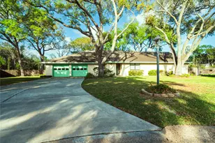 1716 Tara Cir, Texas City, TX 77591 - Photo 1