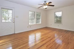 108 W Mink, Willis, TX 77378 - Photo 2