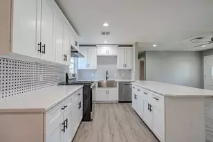 5107 Sycamore Ave, Pasadena, TX 77503 - Photo 10