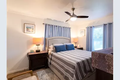 127 Pompano Avenue, Galveston, TX 77550 - Photo 10