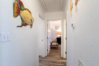 127 Pompano Avenue, Galveston, TX 77550 - Photo 8