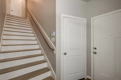 239 Park Place Circle #D, Waller, TX 77484 - Photo 4