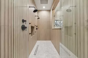 2102 Tangley St, Houston, TX 77005 - Photo 32