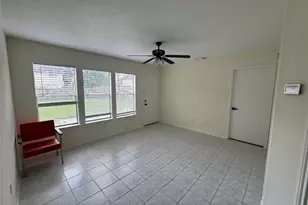 12827 Waybridge St, Sugar Land, TX 77478 - Photo 16