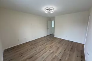 12827 Waybridge St, Sugar Land, TX 77478 - Photo 10