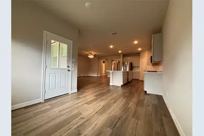 2913 Cliff Ridge Lane, Katy, TX 77493 - Photo 4