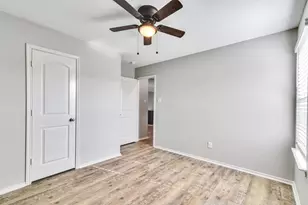 16831 Silent Pines Ct, Conroe, TX 77302 - Photo 22