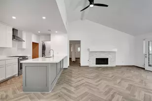 7 Bitterwood Ct, The Woodlands, TX 77381 - Photo 6