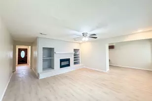4251 Rosegate Dr, Spring, TX 77373 - Photo 2