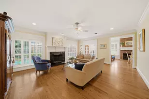 3 Martin Ln, Spring Valley Village, TX 77055 - Photo 6