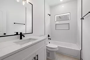 9437 Pembrook St, Houston, TX 77016 - Photo 26