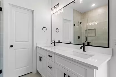 9437 Pembrook Street #A, Houston, TX 77016 - Photo 20