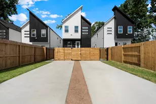 9437 Pembrook St, Houston, TX 77016 - Photo 1