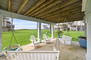 4211 Long Tom Ct, Galveston, TX 77554 - Photo 8