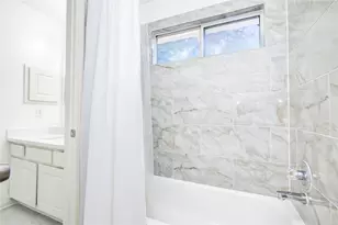 14411 Chartley Falls Dr, Houston, TX 77044 - Photo 12