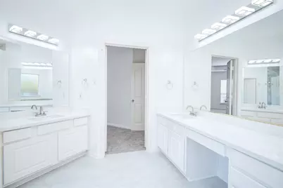 14411 Chartley Falls Drive, Houston, TX 77044 - Photo 30