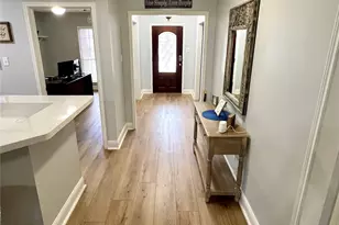 1806 Oakwood Dr E, Pearland, TX 77581 - Photo 12