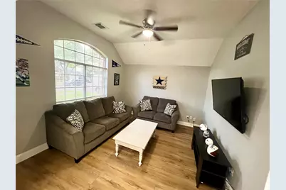 1806 Oak Wood Drive E, Pearland, TX 77581 - Photo 4