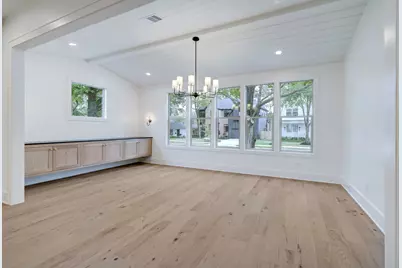 2031 Saxon Drive, Houston, TX 77018 - Photo 8