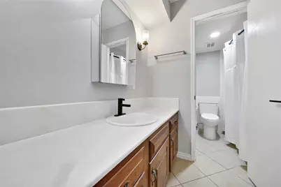 131 Phanturn Lane, Bellaire, TX 77401 - Photo 12