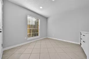 131 Phanturn Ln, Bellaire, TX 77401 - Photo 14