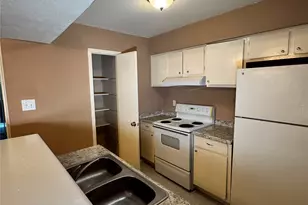 8201 Richmond, Houston, TX 77063 - Photo 4