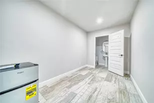 7606 Portal Dr, Houston, TX 77071 - Photo 40