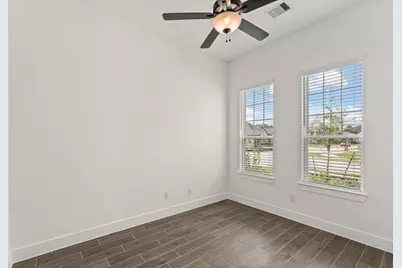 4707 Harrington Gate Drive, Texas City, TX 77590 - Photo 6
