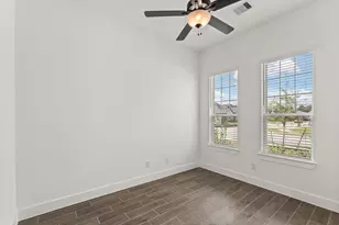 4707 Harrington Gate Dr, Texas City, TX 77590 - Photo 6