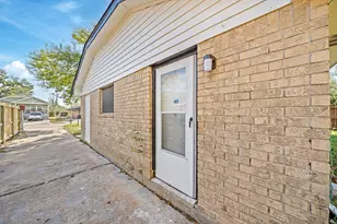 11059 Vailview Dr, Houston, TX 77016 - Photo 26