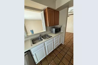 305 Avondale Street #B, Houston, TX 77006 - Photo 4