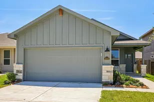 18555 Lndg Mdws Ln, New Caney, TX 77357 - Photo 2