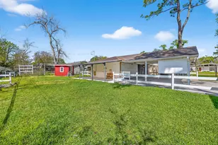 10309 Ivyridge Rd, Houston, TX 77043 - Photo 40