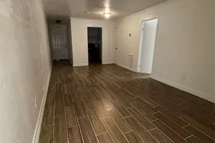 5130 Ridgevan Dr, Houston, TX 77053 - Photo 2