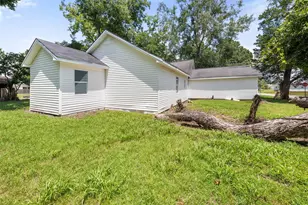 660 Redwood St, Kountze, TX 77625 - Photo 40