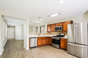 22831 Twisting Pine Dr, Spring, TX 77373 - Photo 6