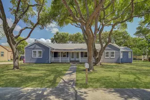 1114 W 5th St, Freeport, TX 77541 - Photo 1