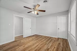 1114 W 5th St, Freeport, TX 77541 - Photo 28