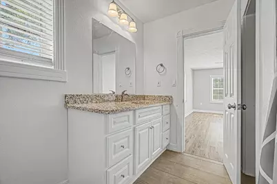 1114 W 5th Street, Freeport, TX 77541 - Photo 22