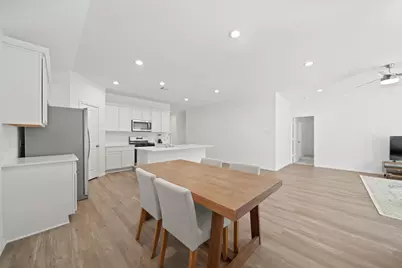 210 Bella Way, Pinehurst, TX 77362 - Photo 10