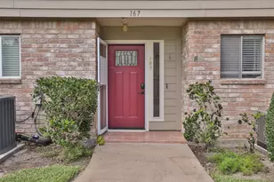 5005 Georgi Ln, Houston, TX 77092 - Photo 2