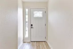 5005 Georgi Ln, Houston, TX 77092 - Photo 4