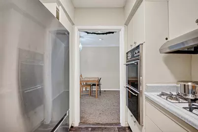 2600 Bellefontaine St Apt D24, Houston, TX 77025 - Photo 18
