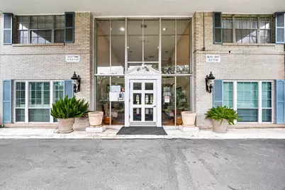 2600 Bellefontaine St Apt D24, Houston, TX 77025 - Photo 1