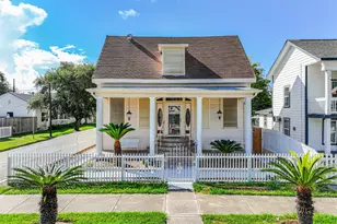3401 Avenue N, Galveston, TX 77550 - Photo 2