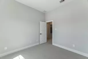 2016 Woodland Park Ct, Conroe, TX 77384 - Photo 40