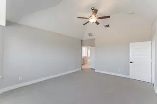 2016 Woodland Park Ct, Conroe, TX 77384 - Photo 24