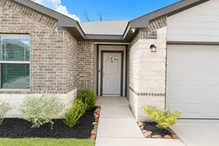 11760 Whirlaway Dr, Willis, TX 77318 - Photo 4